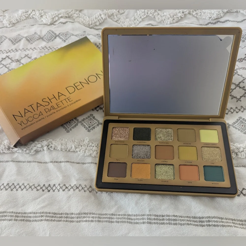 Natasha Denona Yucca Palette - Vibrant Eyeshadow Collection